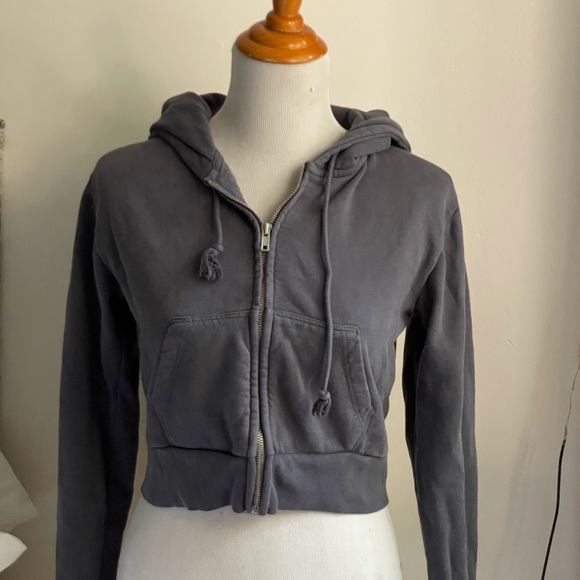 BRANDY MELVILLE CROPPED HOODIE - Picture 1 of 3